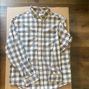 Old Navy Gray and White Casual Button Down Shirt
